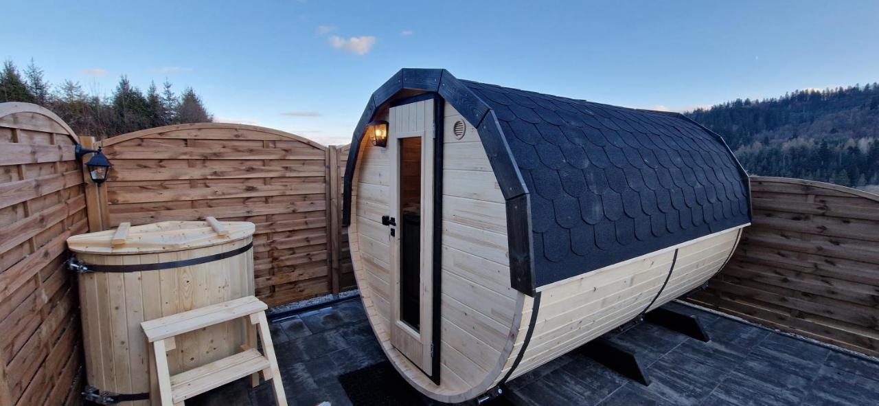 Domki Pod Kuznia Falsztyn Exterior photo
